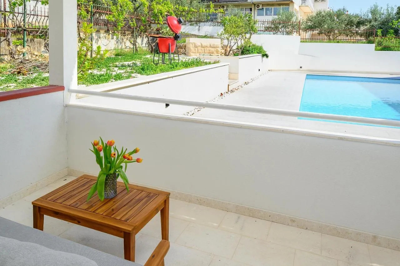 Villa Milicevo Trogir Kroatien